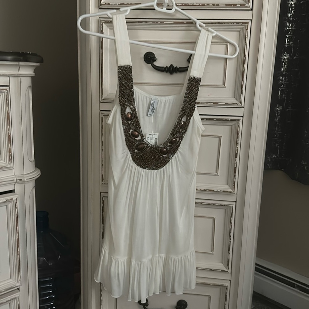 Woman’s size small white dressy v-neck tank.. with brown bead work- NWT